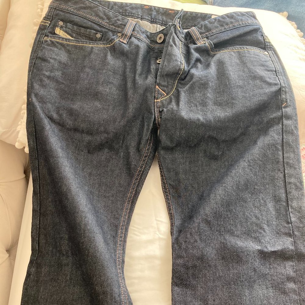 Diesel jeans men's Viker 33" waist x 32" length NWOT